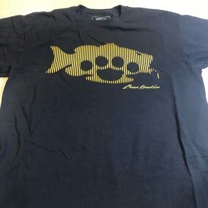 XL Bass Knuckles fishing shirt. Black
